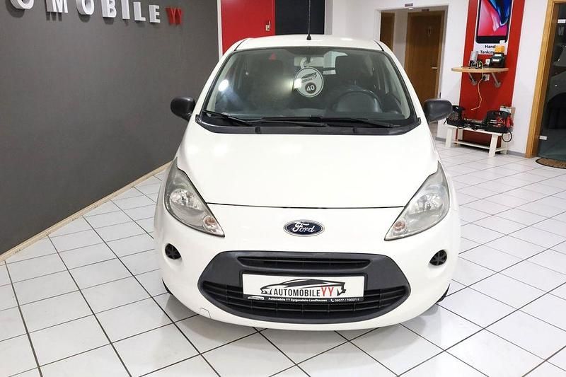 Gebraucht Ford Ka Plus Ambiente 69 PS (50 kW) 2011 Weiß Kleinwagen