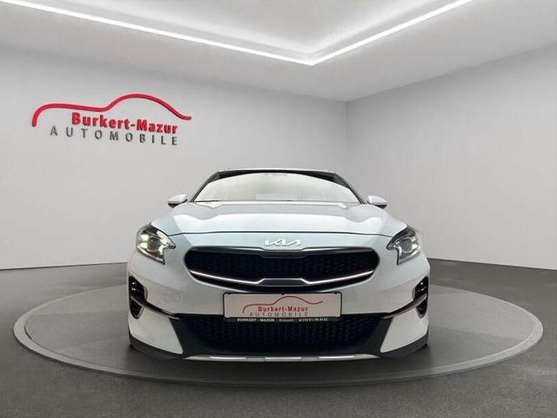 Gebraucht Kia XCeed Edition 7 120 PS (88 kW) 2022 (wd) cararraweiss SUV