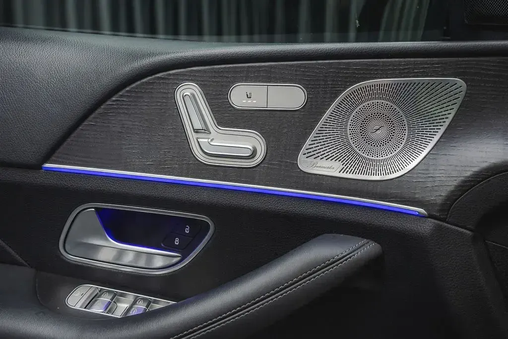 Gebraucht Mercedes GLE400 AMG line 330 PS (242 kW) 2022 Blau SUV