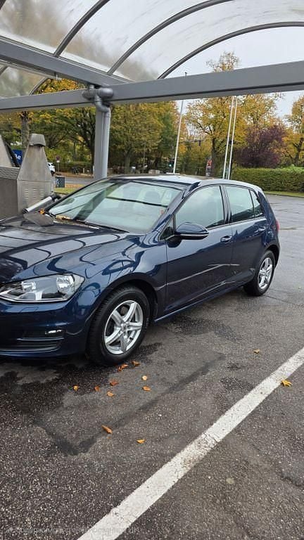 Blau Gebraucht 2015 VW Golf Alltrack Kombi | 9.900 € (Guter Preis) - Bild 1/4