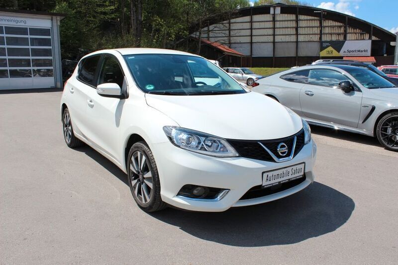 Weiß Gebraucht 2016 Nissan Pulsar N-Connecta Limousine | 8.500 € (Fairer Preis) - Bild 1/4