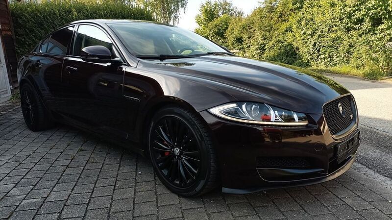 Rot Gebraucht 2011 Jaguar XF S Limousine | 8.980 € (Guter Preis) - Bild 1/4