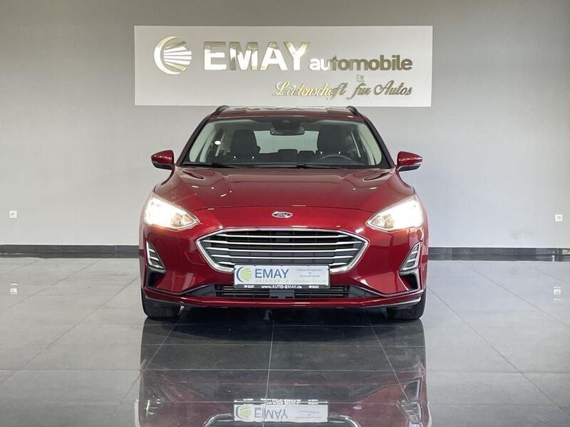 Gebraucht Ford Focus 125 PS (91 kW) 2019 Rot Kombi
