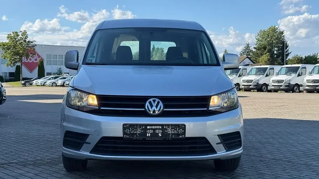 Gebraucht VW Caddy 102 PS (75 kW) 2017 Silber Van / Kleinbus