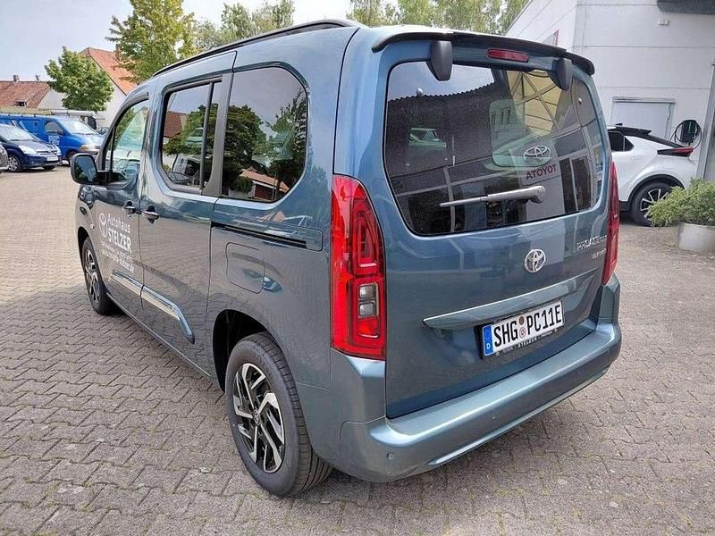 Gebraucht Toyota Proace Verso City 100 kW (136 PS) 2025 Libeccio blue metallic Kombi
