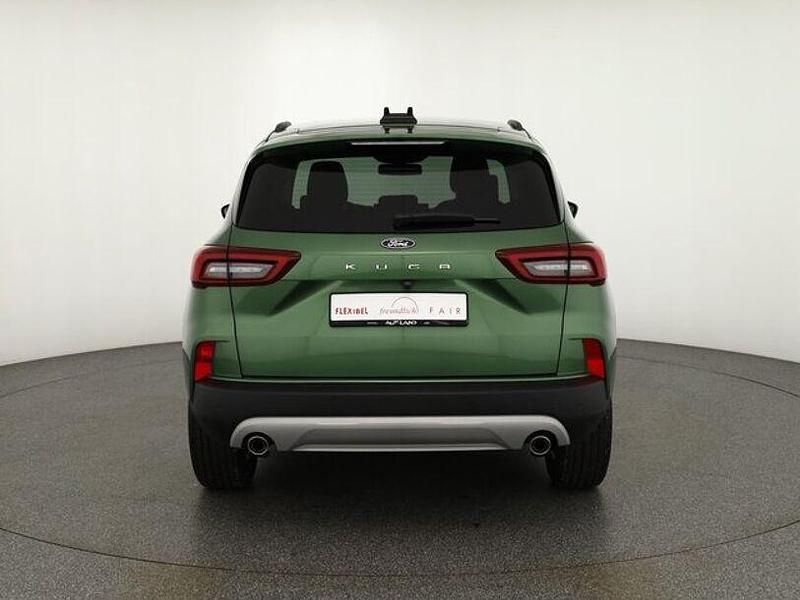 Neu Ford Kuga Titanium 186 PS (136 kW) 2025 Grün SUV
