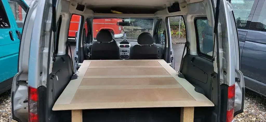 Gebraucht Opel Combo 94 PS (69 kW) 2005 Silber Van / Kleinbus