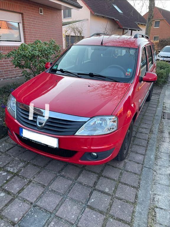 Gebraucht Dacia Logan MCV Lauréate 105 PS (77 kW) 2009 Rot Kombi