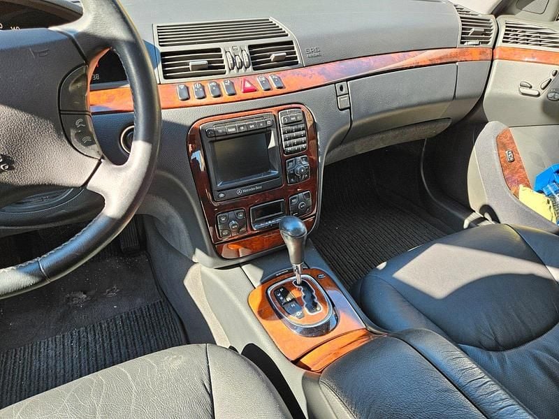 Gebraucht Mercedes 320 224 PS (164 kW) 2002 Blau Limousine