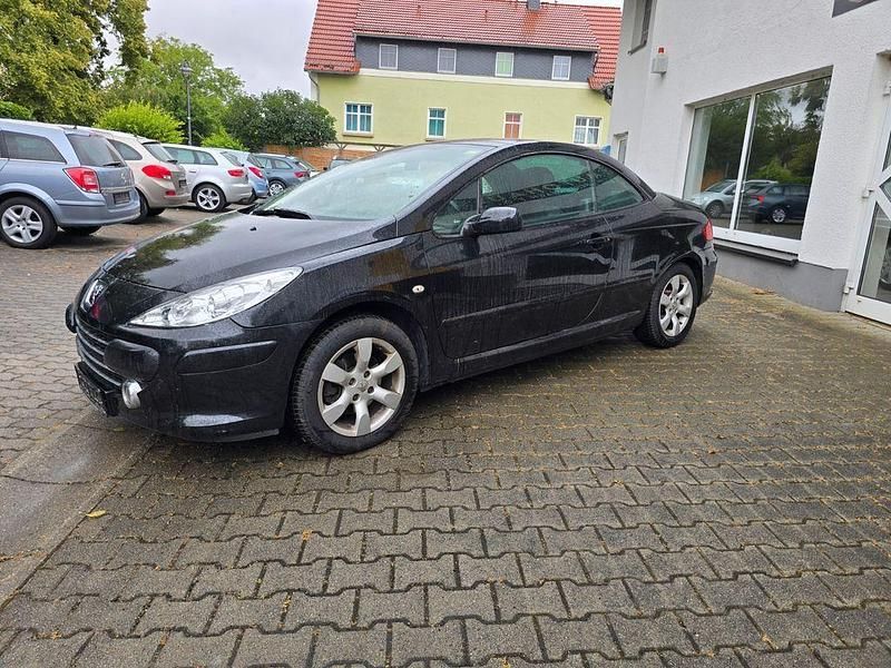 Schwarz Gebraucht 2006 Peugeot 307 CC Filou Cabrio | 2.290 € (Fairer Preis) - Bild 1/4