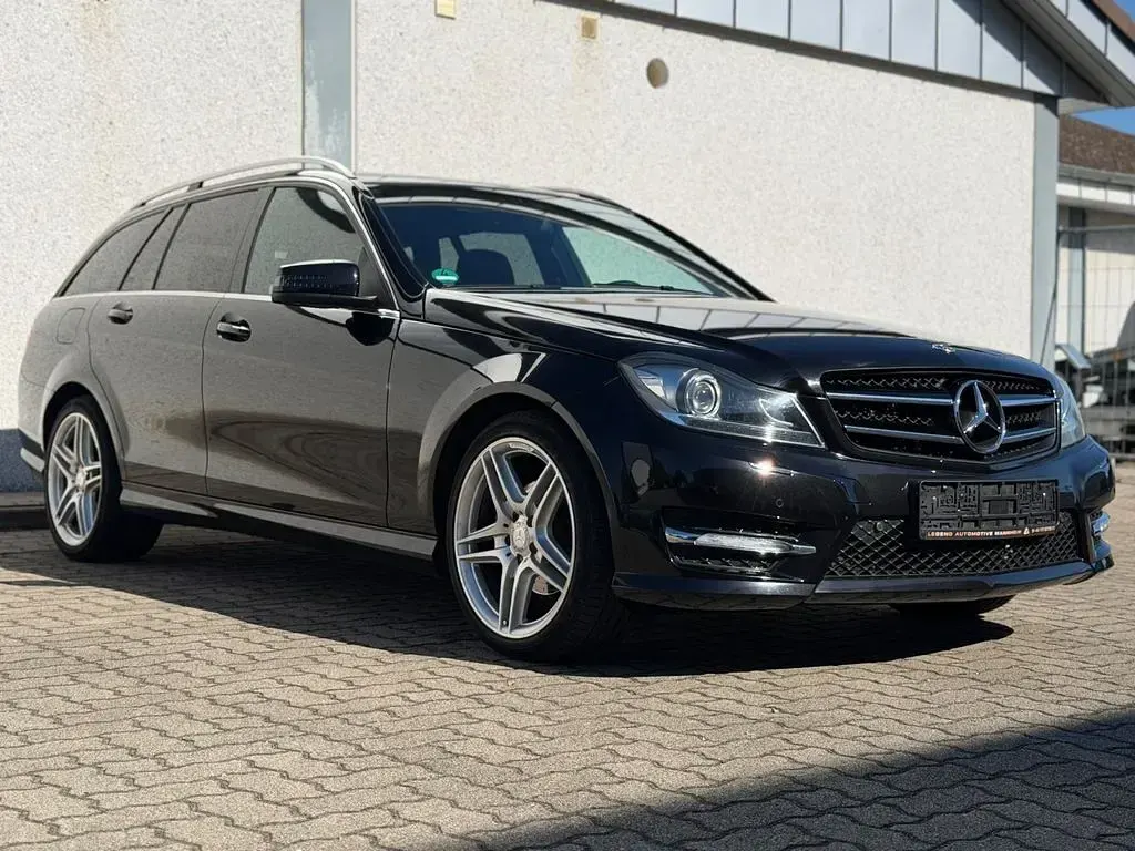 Gebraucht Mercedes C250 AMG 204 PS (150 kW) 2011 Schwarz Limousine