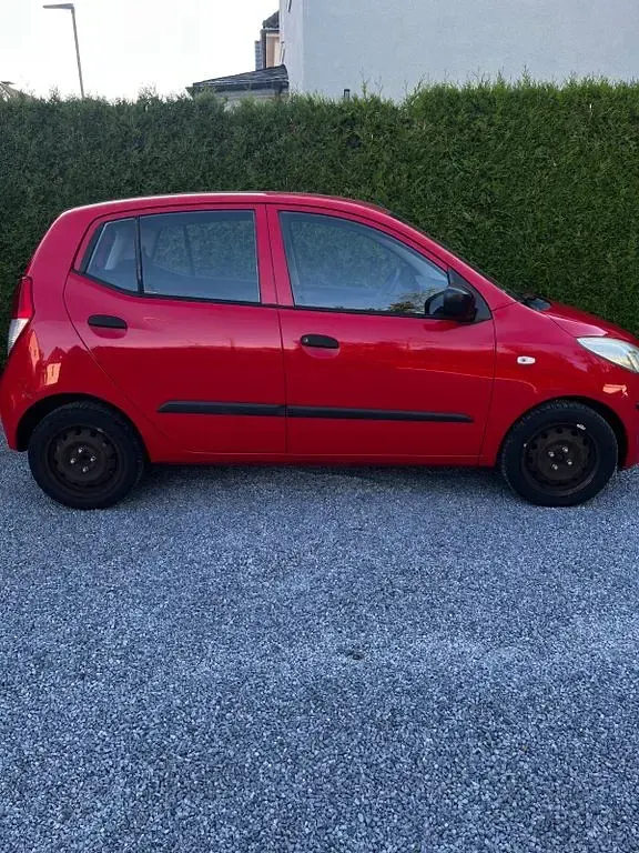 Gebraucht Hyundai i10 67 PS (49 kW) 2008 Rot Kleinwagen