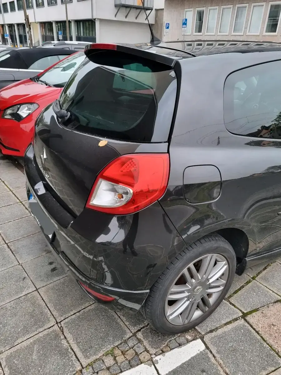 Gebraucht Renault Clio III GT 126 PS (92 kW) 2010 Schwarz Kleinwagen