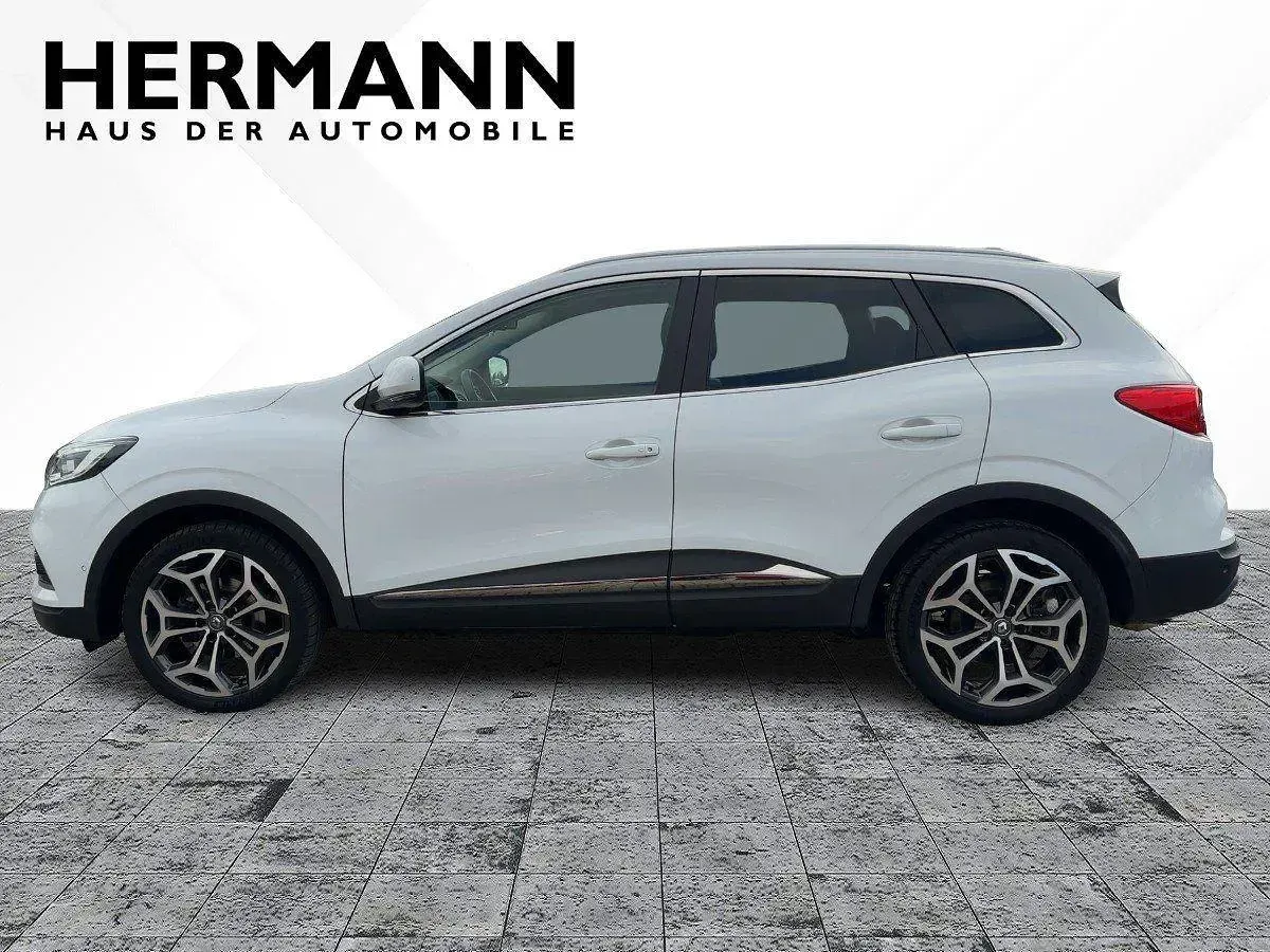 Gebraucht Renault Kadjar Life 131 PS (96 kW) 2022 Arktis weiß (weiß) SUV