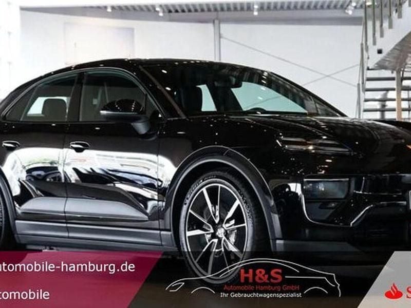 Schwarz Gebraucht 2024 Porsche Macan SUV | 81.900 € (Superpreis) - Bild 1/4