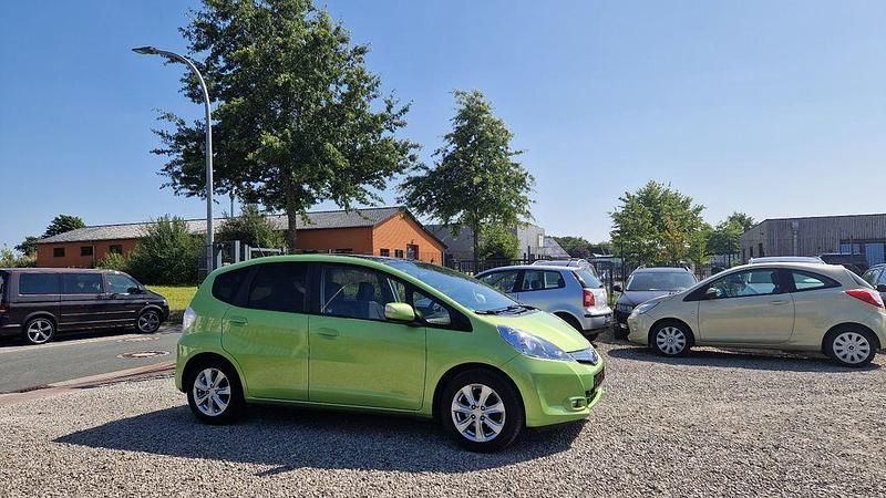 Gebraucht Honda Jazz Elegance 88 PS (64 kW) 2011 Grün Kleinwagen