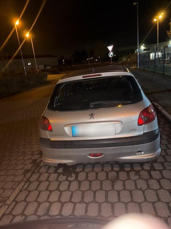Gebraucht Peugeot 206 75 PS (55 kW) 2005 Silber Kleinwagen