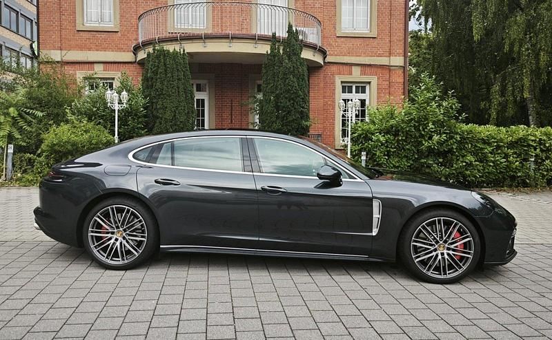 Gebraucht 2017 Porsche Panamera Turbo Executive Limousine | 75.900 € (Teuer) - Bild 1/4