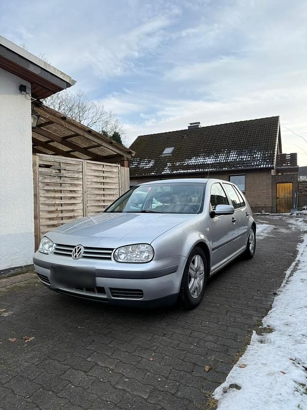 Gebraucht VW Golf IV 75 PS (55 kW) 2002 Limousine