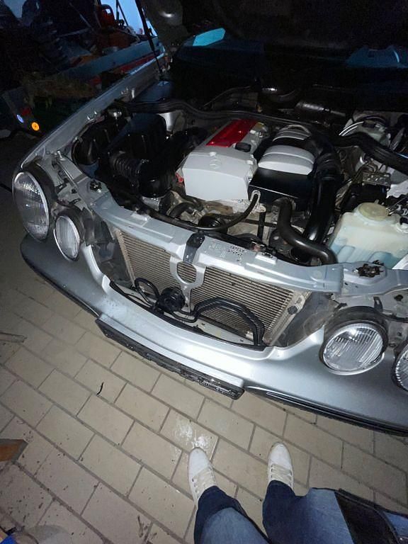Gebraucht Mercedes E200 Elegance 163 PS (119 kW) 2000 Silber Limousine