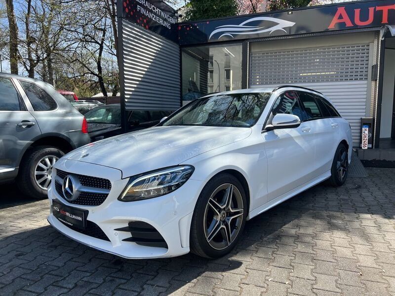 Weiß Gebraucht 2019 Mercedes C300 AMG Kombi | 23.990 € (Fairer Preis) - Bild 1/4