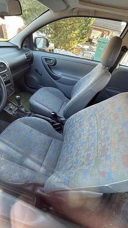 Gebraucht Opel Corsa 69 PS (50 kW) 2001 Blau Kleinwagen