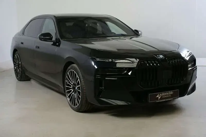 Gebraucht BMW i7 M Sport 400 kW (544 PS) 2025 Schwarz Limousine