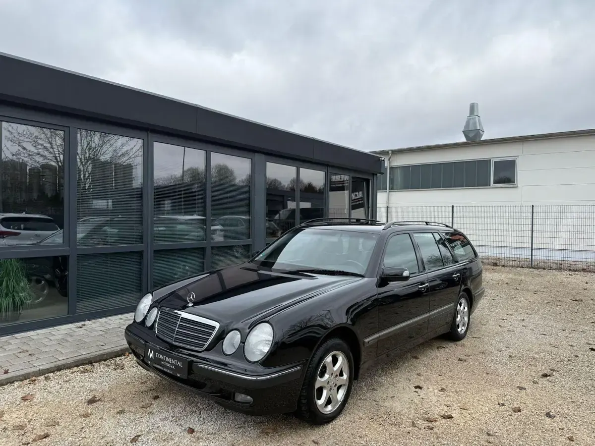 Gebraucht Mercedes E320 197 PS (144 kW) 2002 Schwarz Kombi
