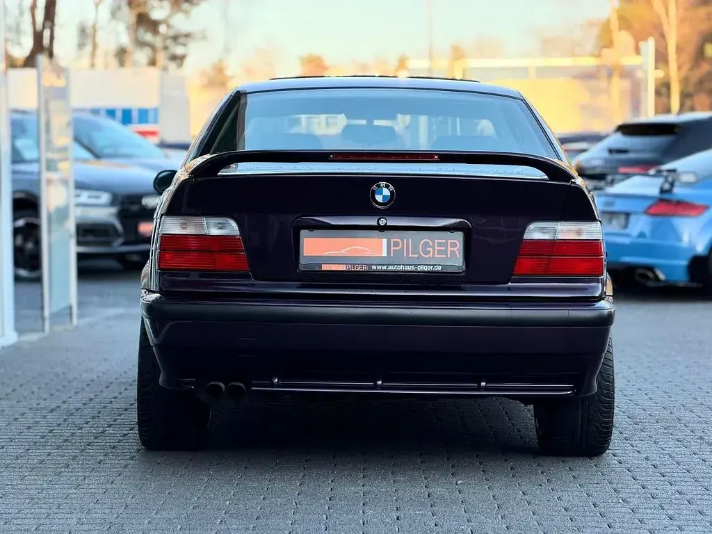 Gebraucht BMW 325 Performance 192 PS (141 kW) 1994 Sonderlackierung Limousine