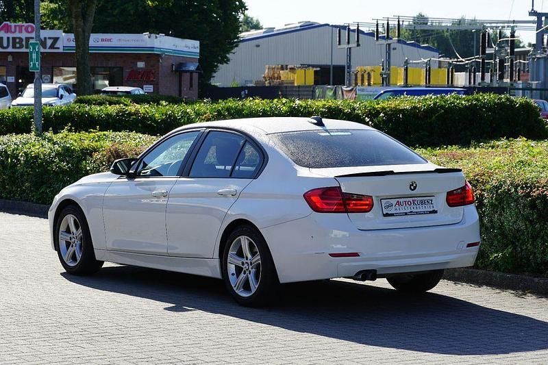 Gebraucht BMW 328 245 PS (180 kW) 2014 Weiß Limousine