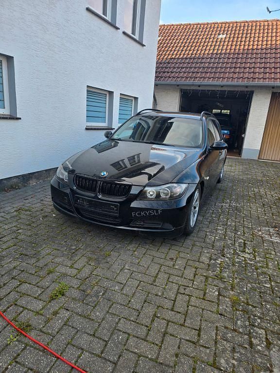 Gebraucht BMW 320 Performance 177 PS (130 kW) 2007 Schwarz Kombi