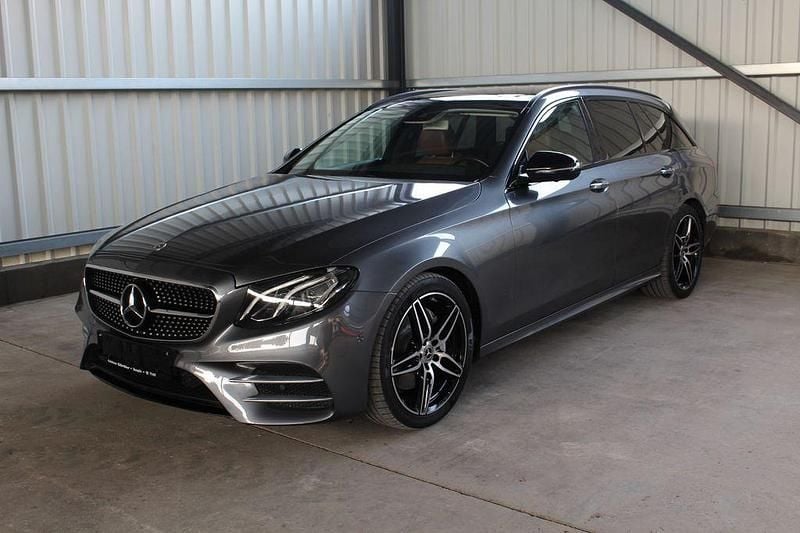 Gebraucht Mercedes E220 AMG line 194 PS (142 kW) 2018 Grau Kombi