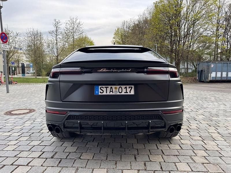 Usata Lamborghini Urus 650 CV (478 kW) 2020 Nero SUV