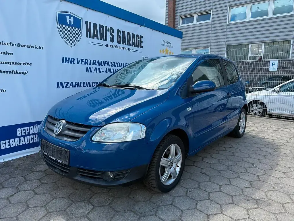Gebraucht VW Fox 54 PS (39 kW) 2010 Blau Kleinwagen
