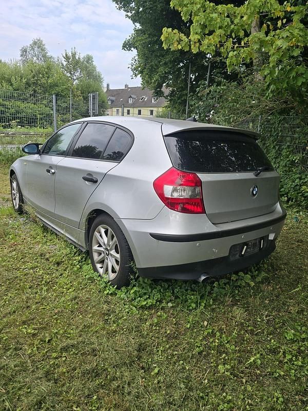 Gebraucht BMW 116 116 PS (85 kW) 2005 Silber Kleinwagen