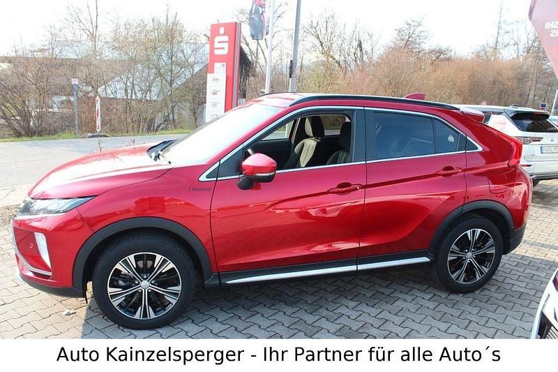 Gebraucht Mitsubishi Eclipse Cross Intro Edition 163 PS (119 kW) 2018 Rot SUV