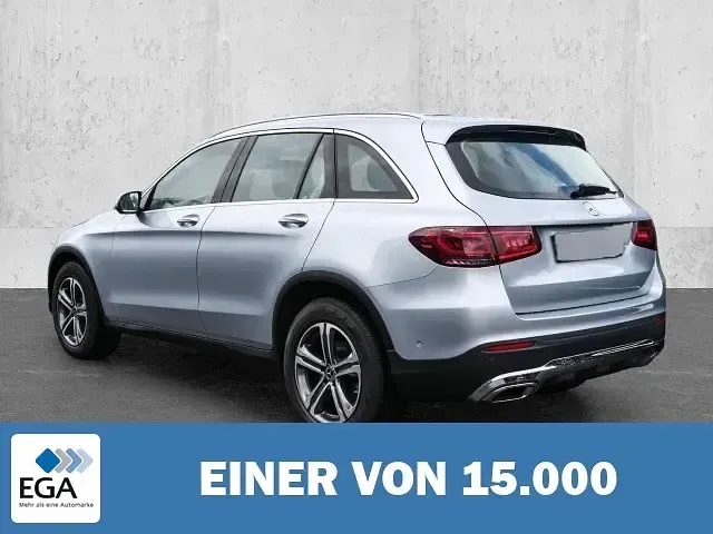 Gebraucht Mercedes GLC400d 330 PS (242 kW) 2021 Silber metallic SUV
