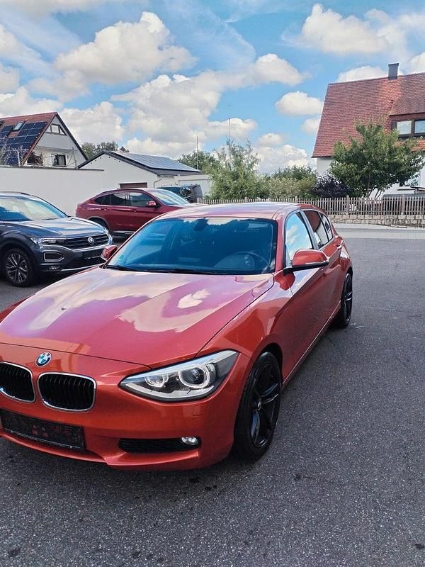 Orange Gebraucht 2015 BMW 116 Kleinwagen | 7.800 € (Guter Preis) - Bild 1/4
