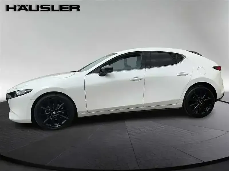 Gebraucht Mazda 3 Homura-Line 186 PS (136 kW) 2024 Snowflake white Kleinwagen