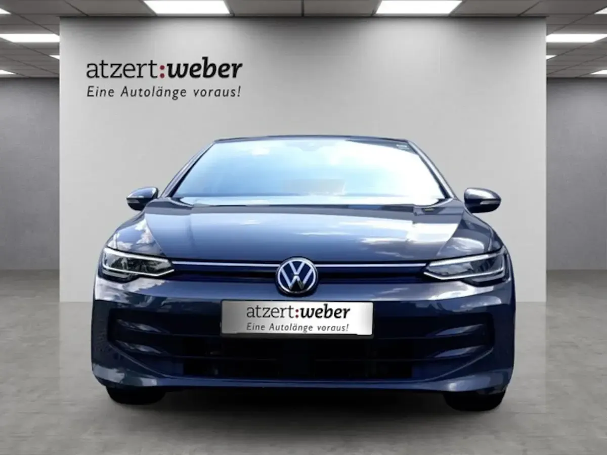 Gebraucht VW Golf VIII Life 116 PS (85 kW) 2025 Delfingrau metallic Limousine