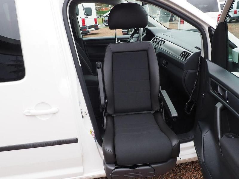 Gebraucht VW Caddy 102 PS (75 kW) 2020 Weiß Van / Kleinbus