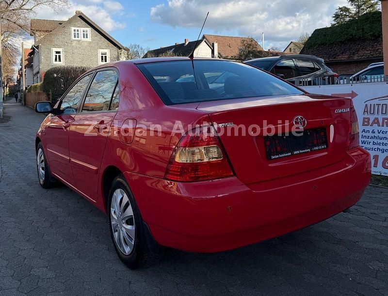 Gebraucht Toyota Corolla Sol 110 PS (80 kW) 2004 Rot Limousine