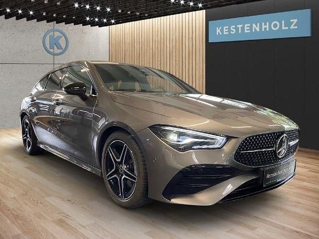 Gebraucht 2024 Mercedes CLA200 Shooting Brake AMG line Kombi | 37.822 € (Etwas zu teuer) - Bild 1/4