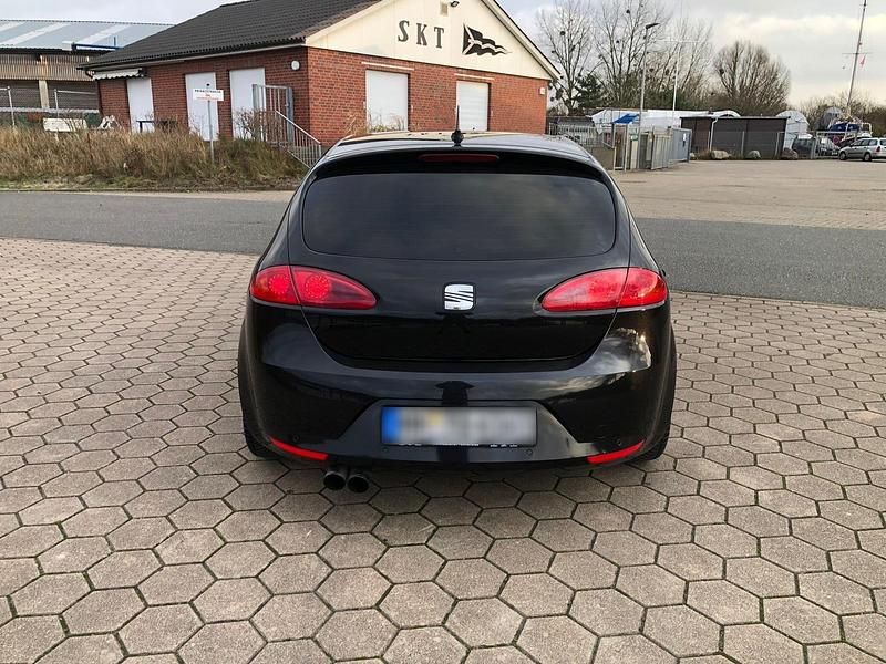 Gebraucht Seat Leon 185 PS (136 kW) 2006 Schwarz Kleinwagen