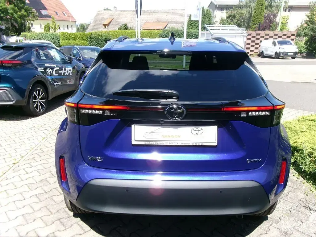 Neu Toyota Yaris Cross 131 PS (96 kW) 2026 Blau SUV