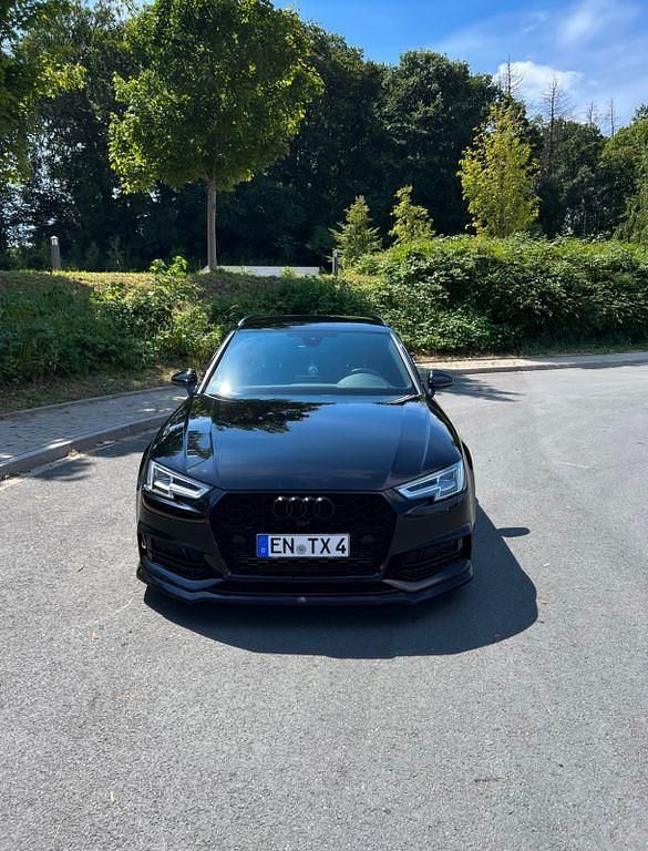 Gebraucht Audi A4 S-Line 190 PS (139 kW) 2018 Schwarz Kombi