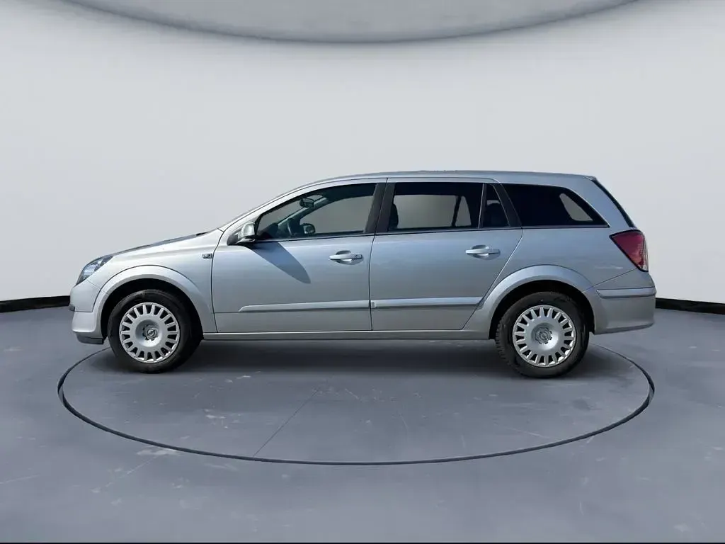 Gebraucht Opel Astra Edition 90 PS (66 kW) 2006 Silber Limousine