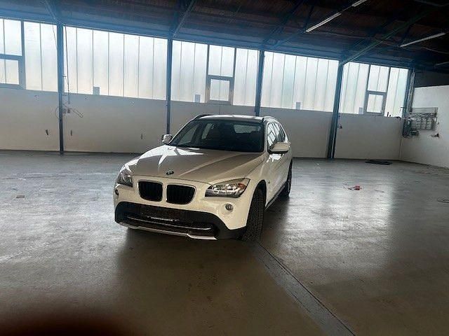 Gebraucht BMW X1 xLine 177 PS (130 kW) 2010 Weiß SUV