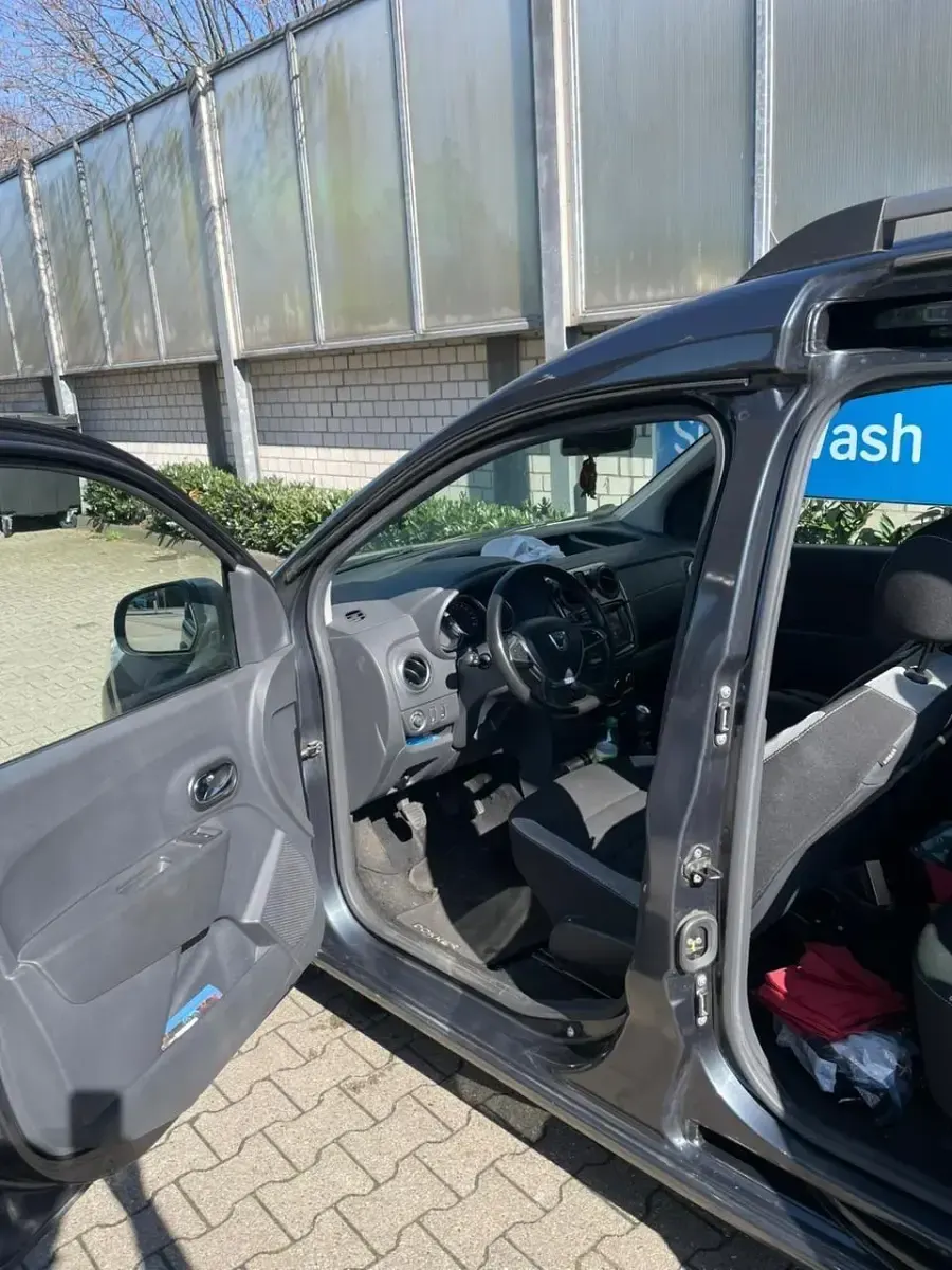 Gebraucht Dacia Dokker 130 PS (95 kW) 2020 Andere farben Van / Kleinbus