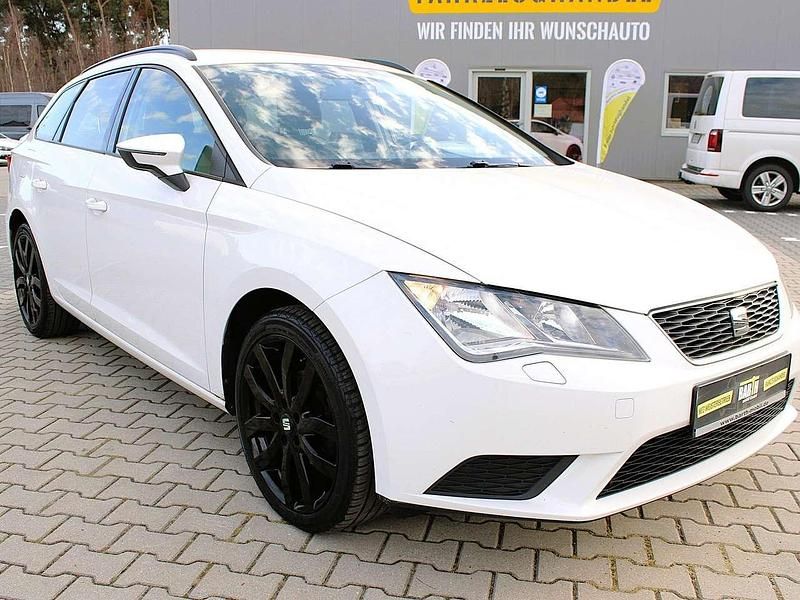 Gebraucht Seat Leon Reference 105 PS (77 kW) 2014 Weiß Kombi